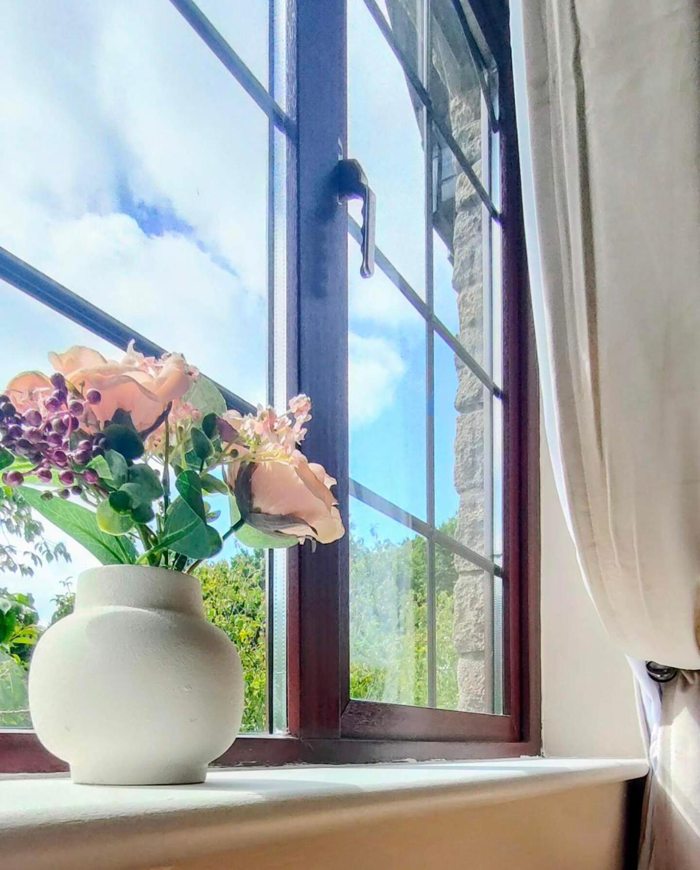 Rynn Haven - Enchanting Townhouse Lough Rynn Mohill Bagian luar foto