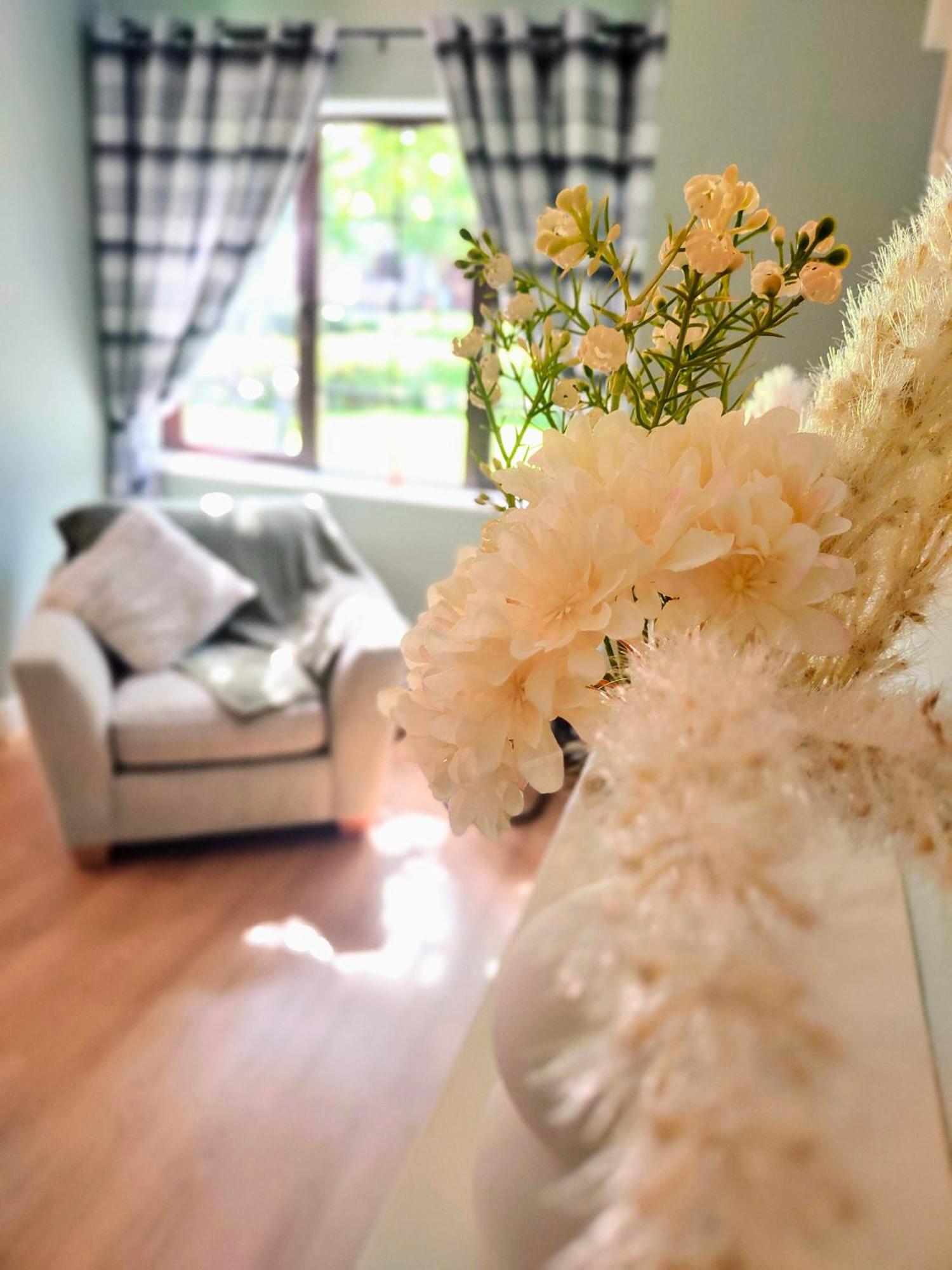 Rynn Haven - Enchanting Townhouse Lough Rynn Mohill Bagian luar foto